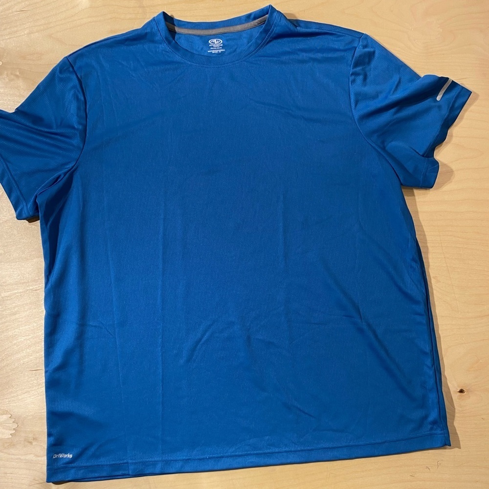 Athletic Works Men's Blue Dri-FIT Shirt 2XL (50-52) (MX)